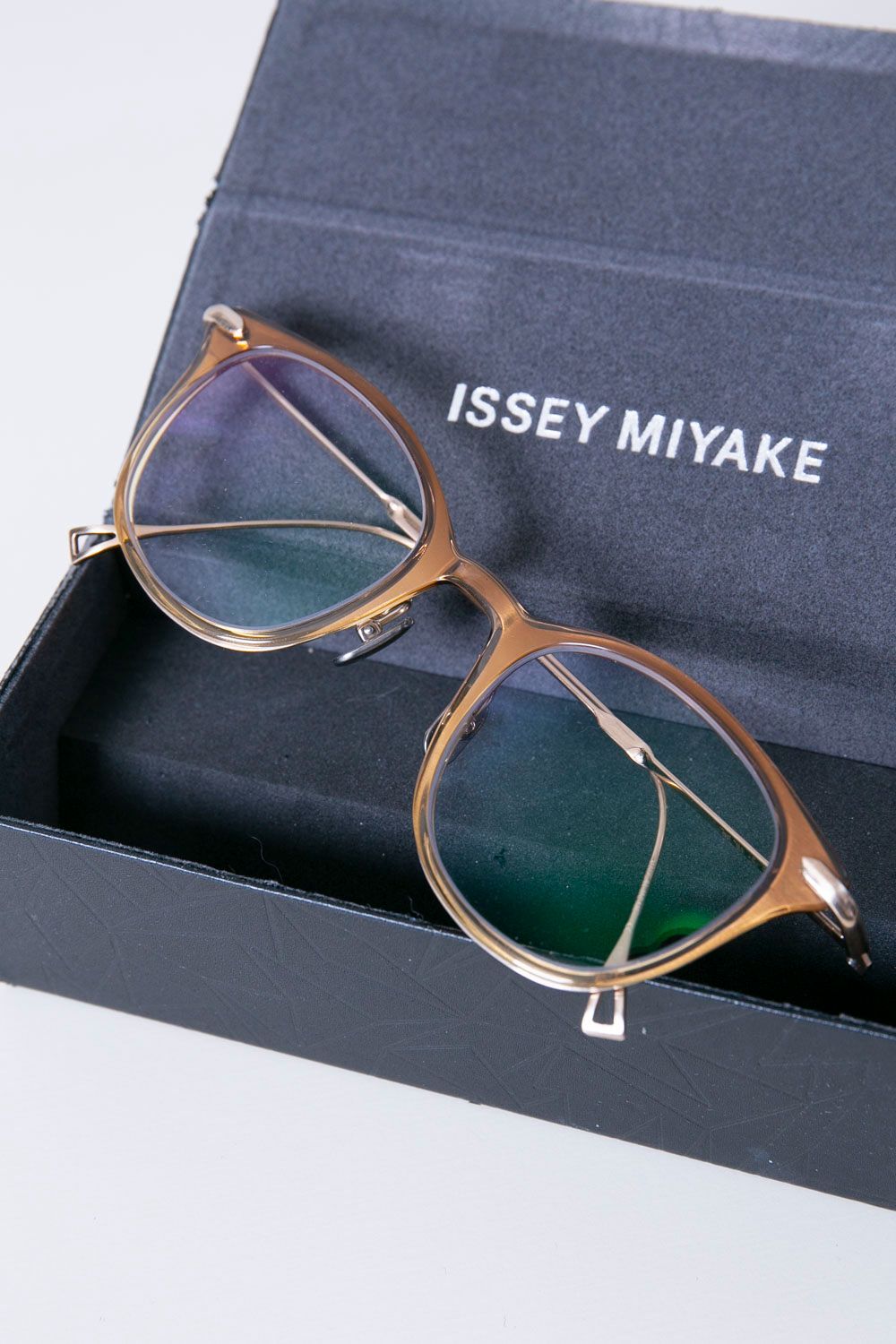 ISSEY MIYAKE 【美品】ウェリントンフレーム ISSEY MIYAKE 【美品】ウェリントンフレーム