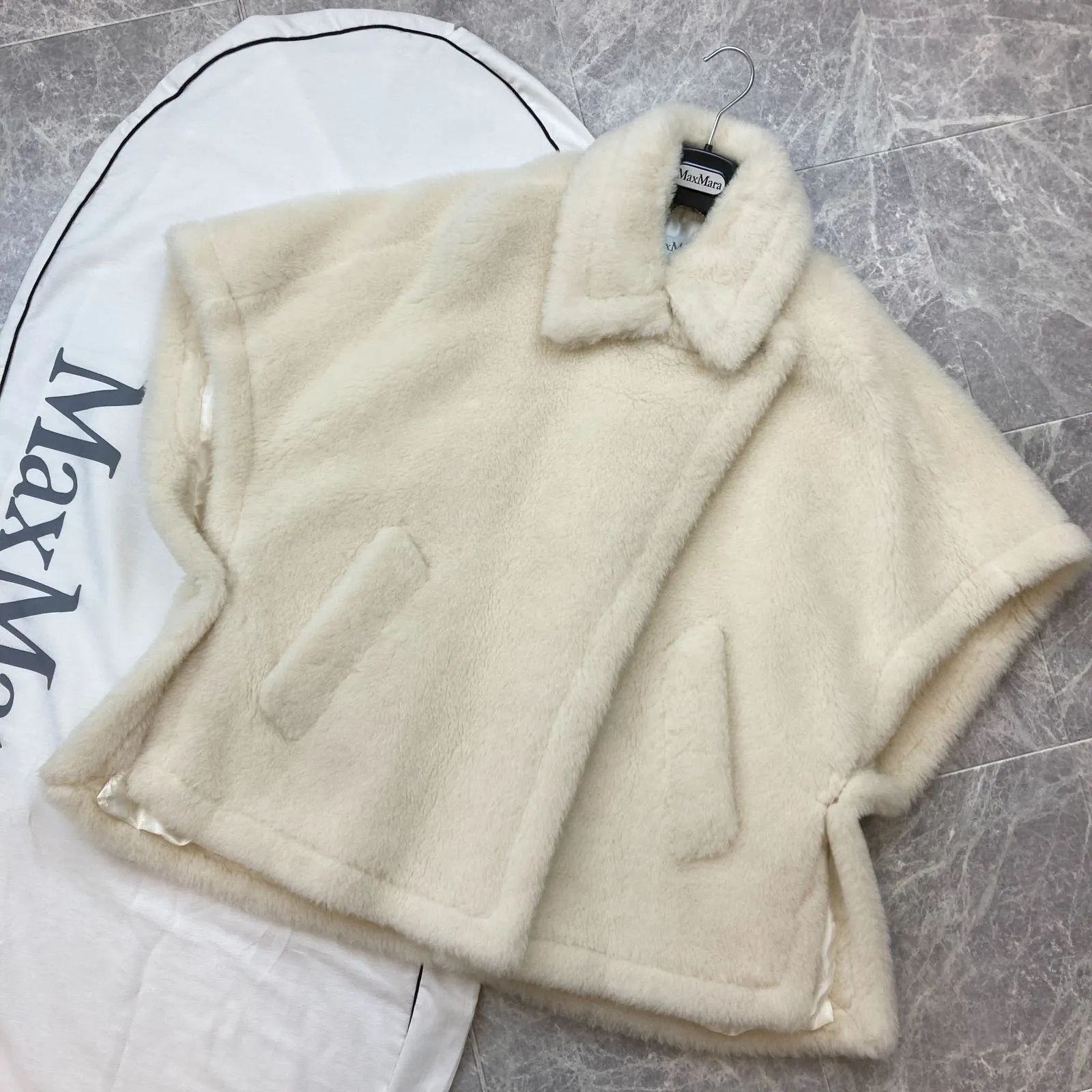 ✨未使用級✨ MAX MARA マックスマーラ テべ テディベアケープ TEBE1 テディベア コート ファー ボア ジャケット ケープ ホワイト  レディース アウター PAWNSHOPRiZ パウンショップリズ - メルカリ