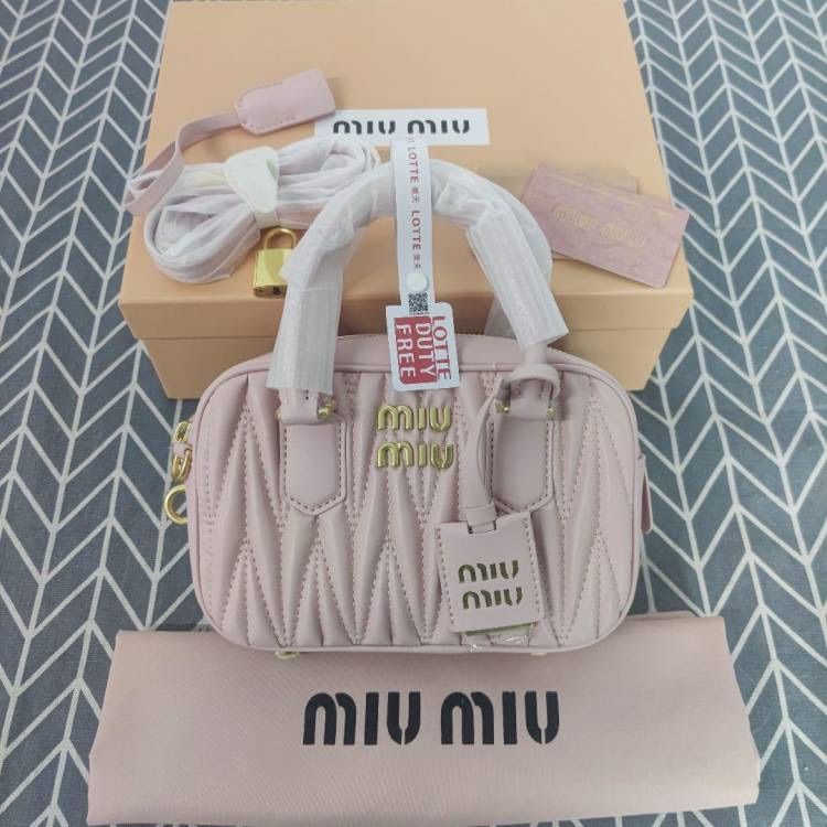 MIU MIU ‎ミュウミュウボウリングバッグ ハンドバッグ - ショルダーバッグ