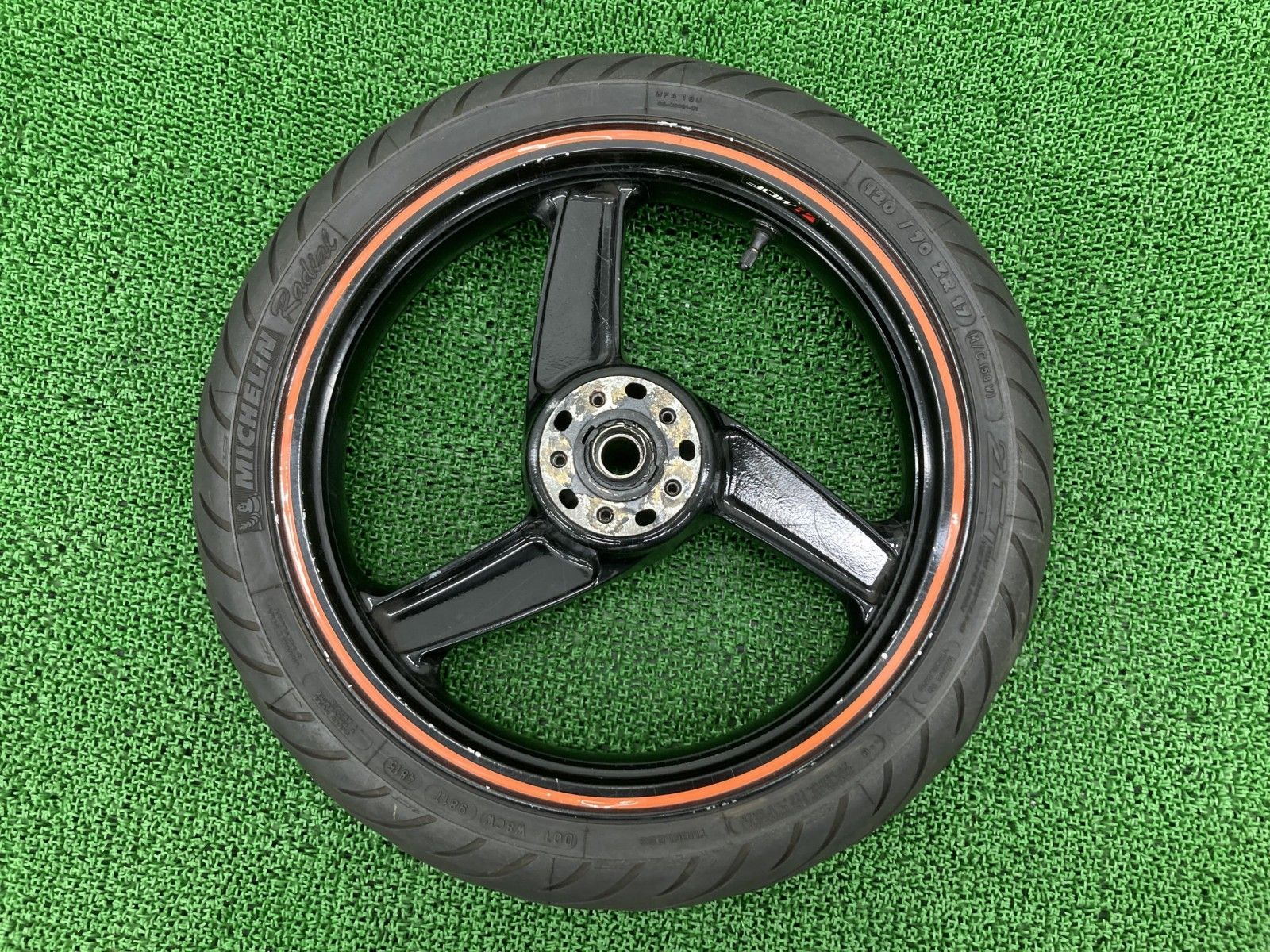 ZZ-R1100 フロントホイール 1303 カワサキ 純正 バイク 部品 ZXT10D