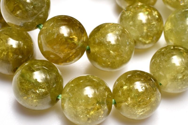 グリーンガーネット