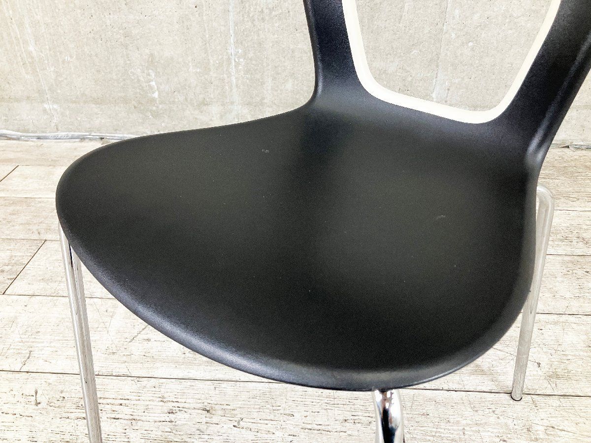 スタッキングチェア