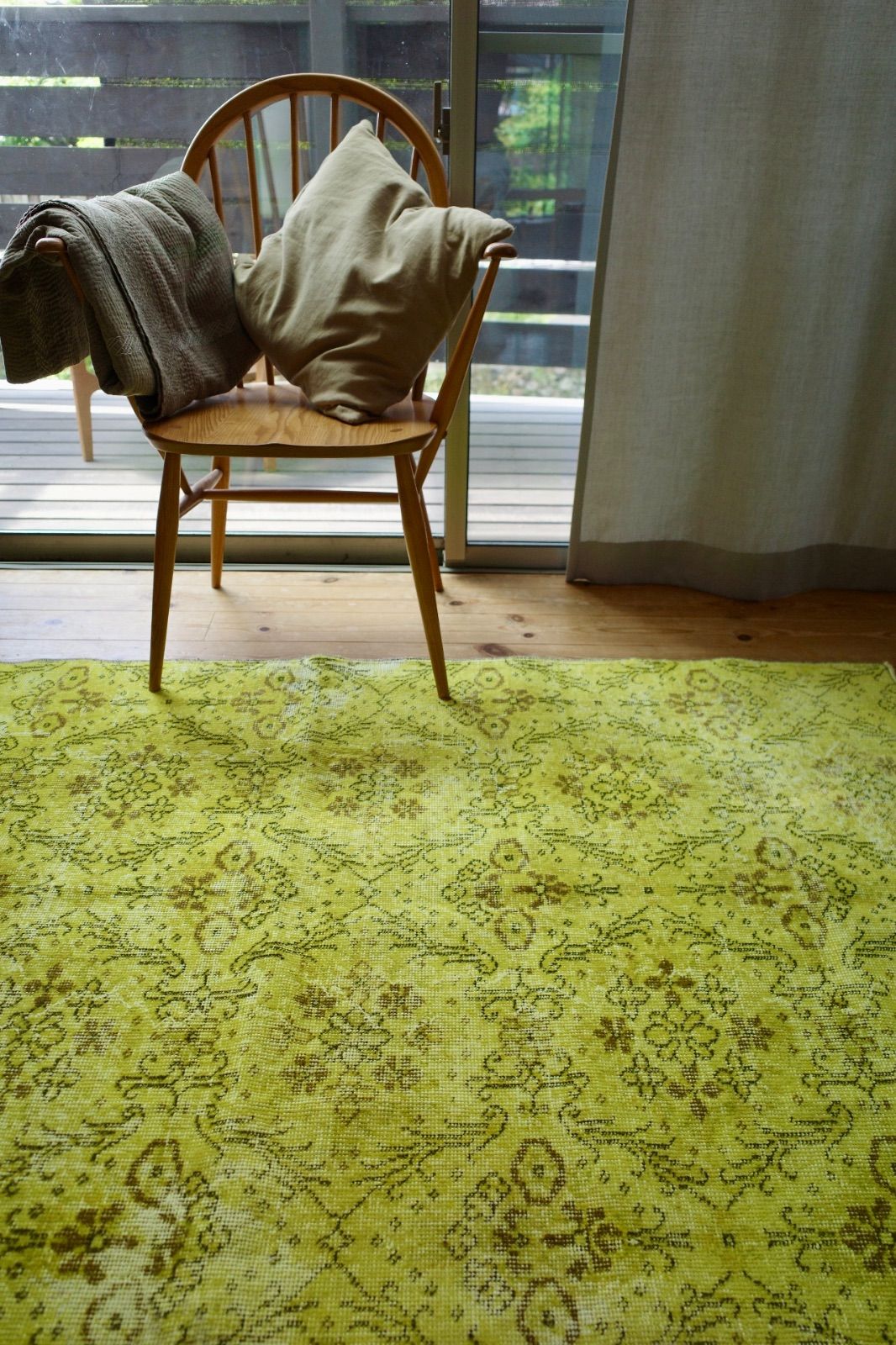 トルコ ヴィンテージラグ レモンイエロー オーバーダイ