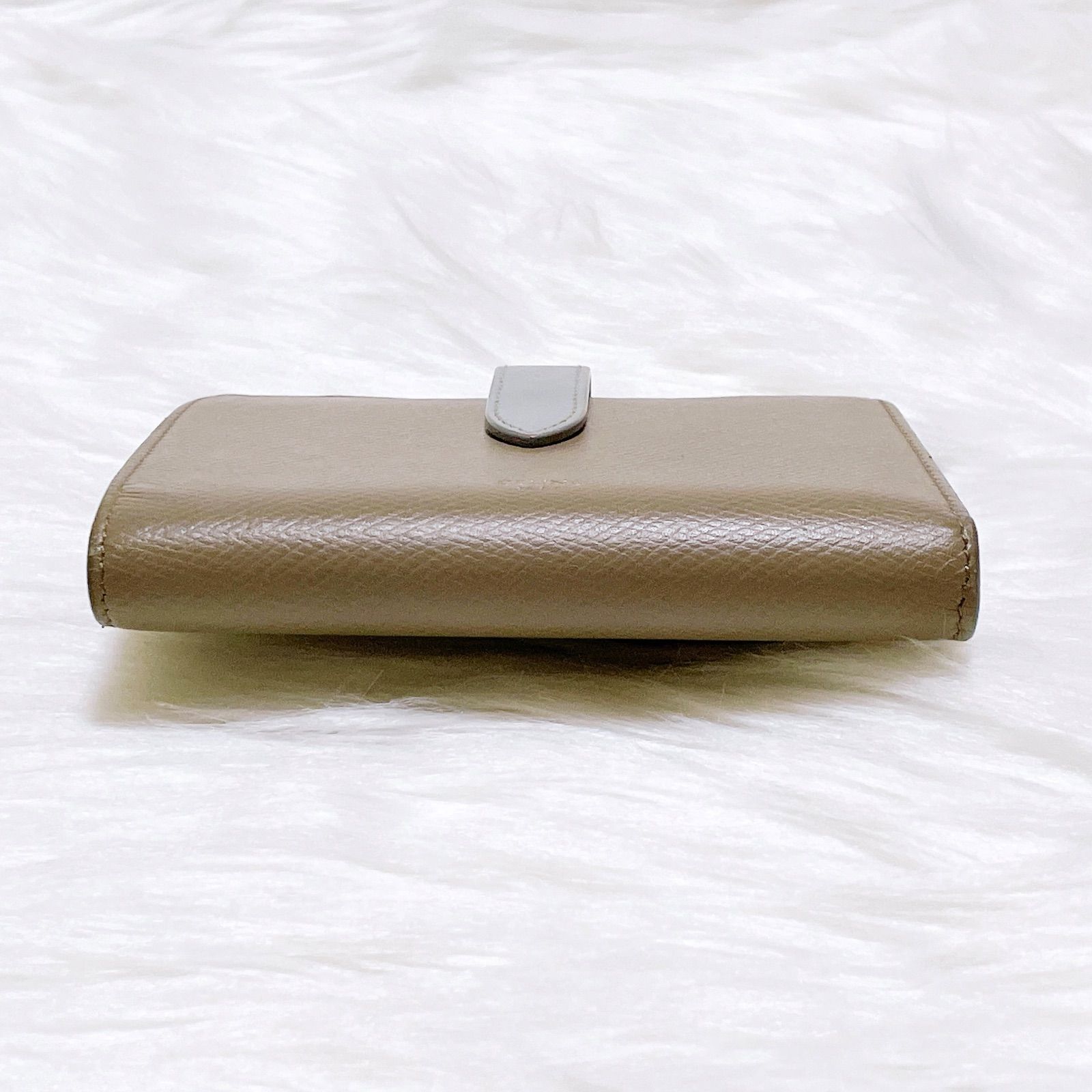 セリーヌ ラージストラップウォレット 長財布 グレー バイカラー セリーヌ ラージストラップウォレット 長財布 グレー バイカラー