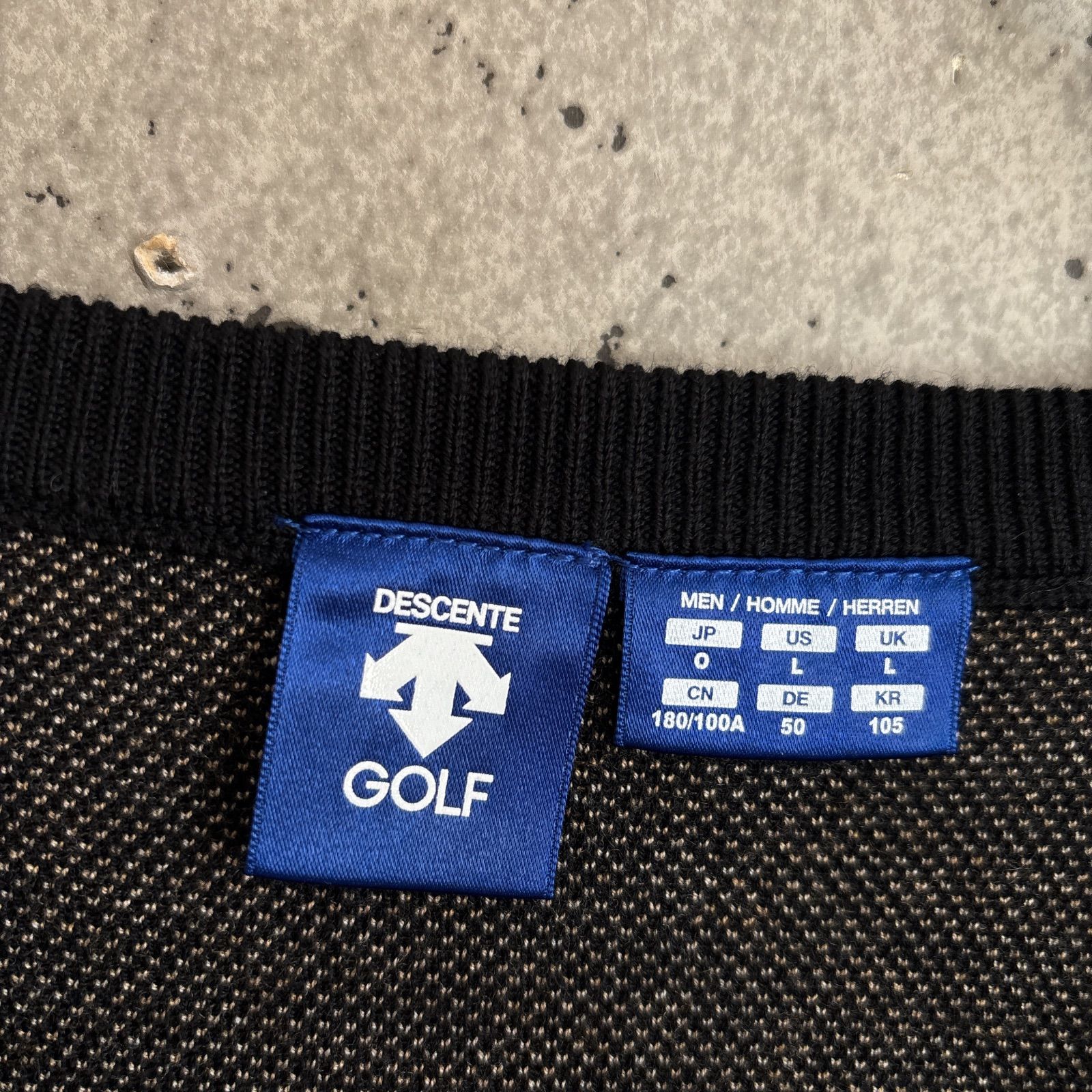 クルーネック セーター