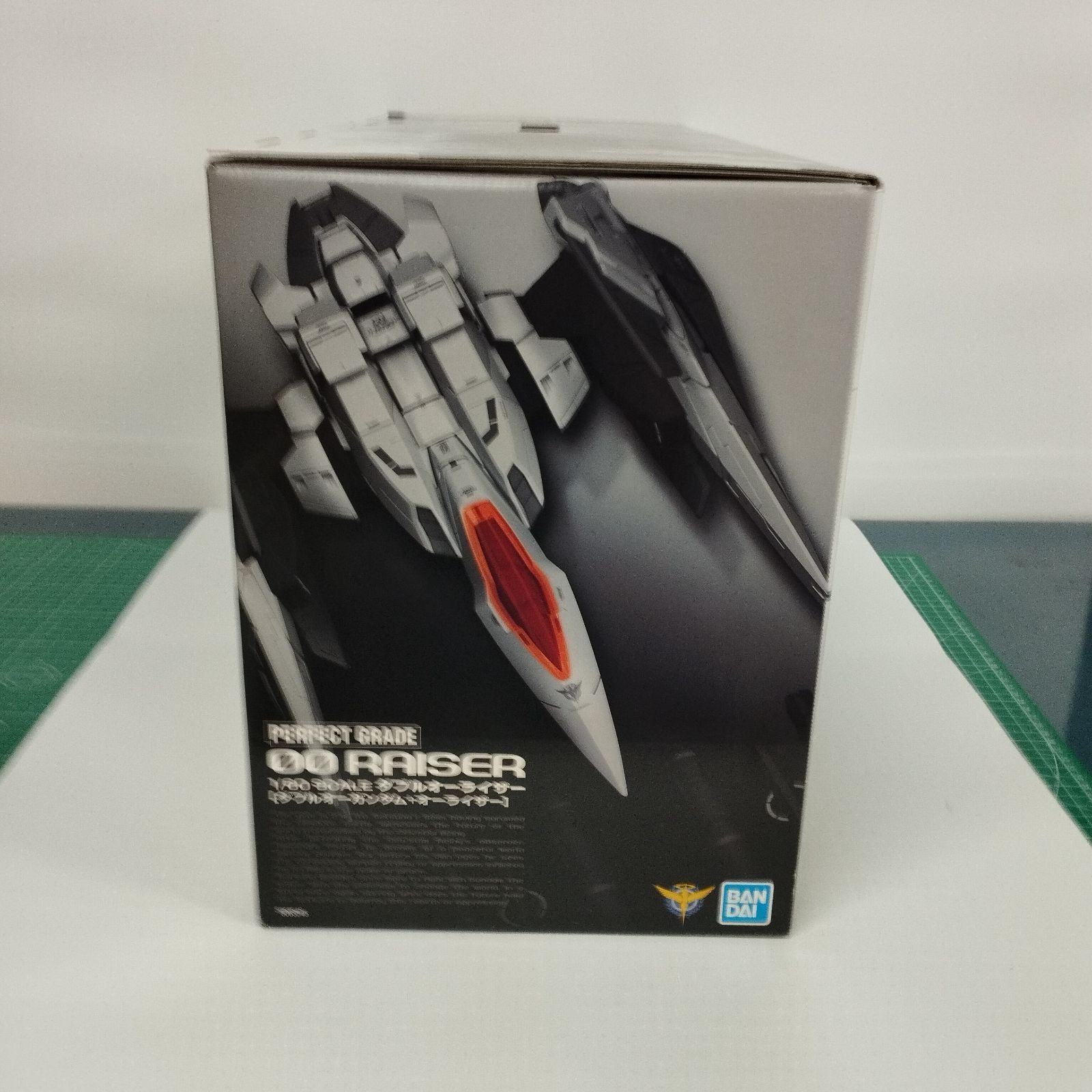 ガンダムOO 1/60scale　ダブルオーライザー 中古 Amazon | PG 機動戦士ガンダム00 [ダブルオー] ダブルオー