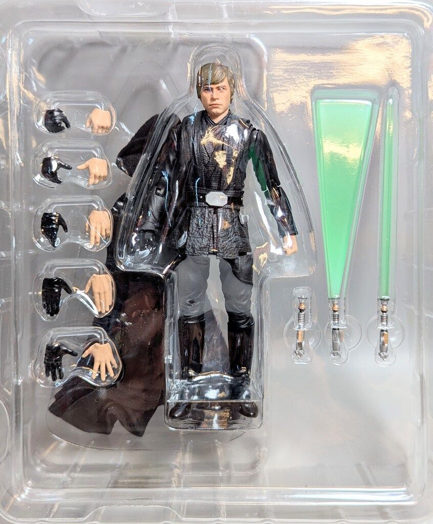 マフェックス No.227 MAFEX LUKE SKYWALKER (TM)(THE MANDALORIAN Ver