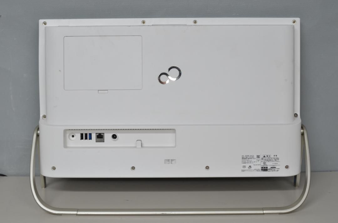 ジャック品 一体型パソコン 富士通 FH52/B3 Celeron 2365U ジャック品 一体型パソコン 富士通 FH52/B3 Celeron 2365U