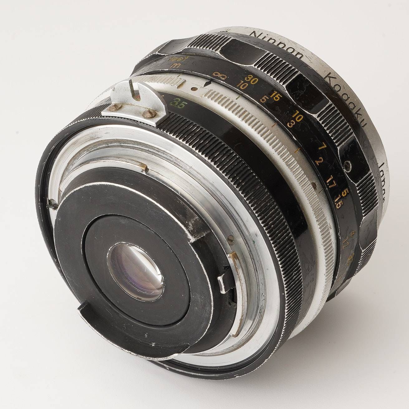 【極美品】動作◎ ニコン Ai Nikkor 105mm F2.5 244 Amazon.co.jp: Nikon ニコン Ai NIKKOR 105mm F2.5 : 家電＆カメラ