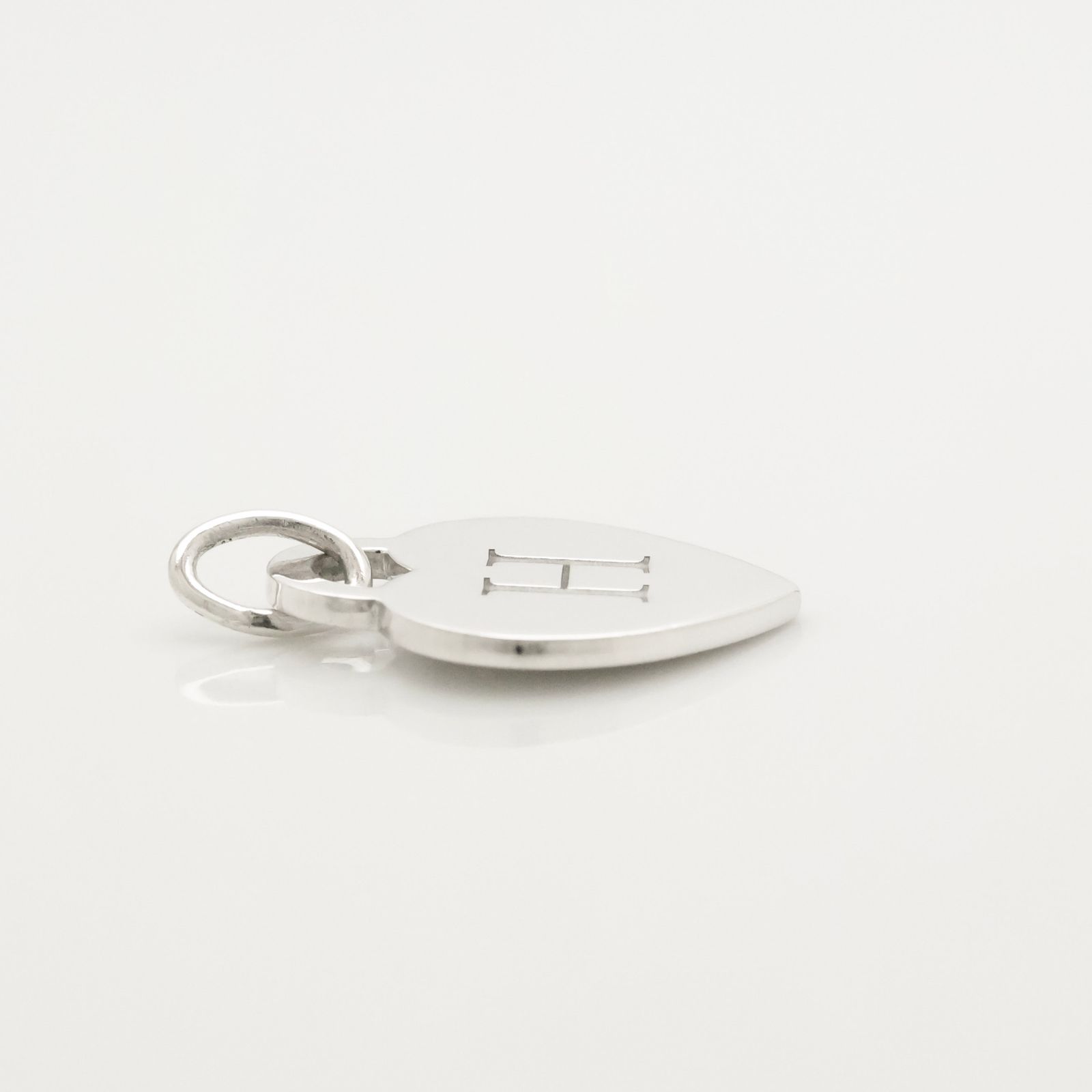 美品】ティファニー TIFFANY&Co. レター H アルファベット イニシャル