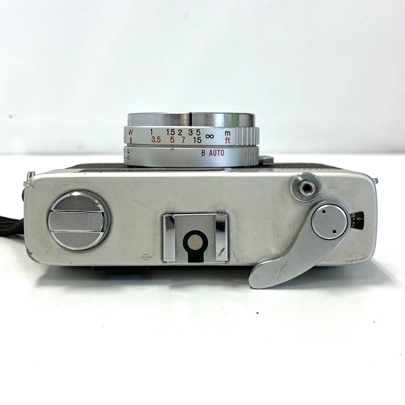 【美品】コニカ Konica C35 / HEXANON 38mm F2.8 758041】 KONICA C35 / HEXANON F2.8 38mm 綺麗品 - メルカリ