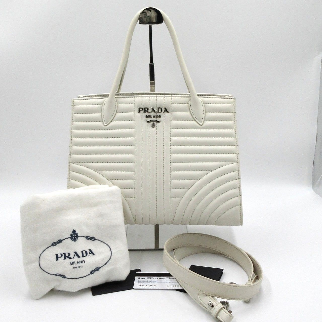 極美品】激レア 美品 プラダ PRADA ダイアグラム ショルダーストラップ