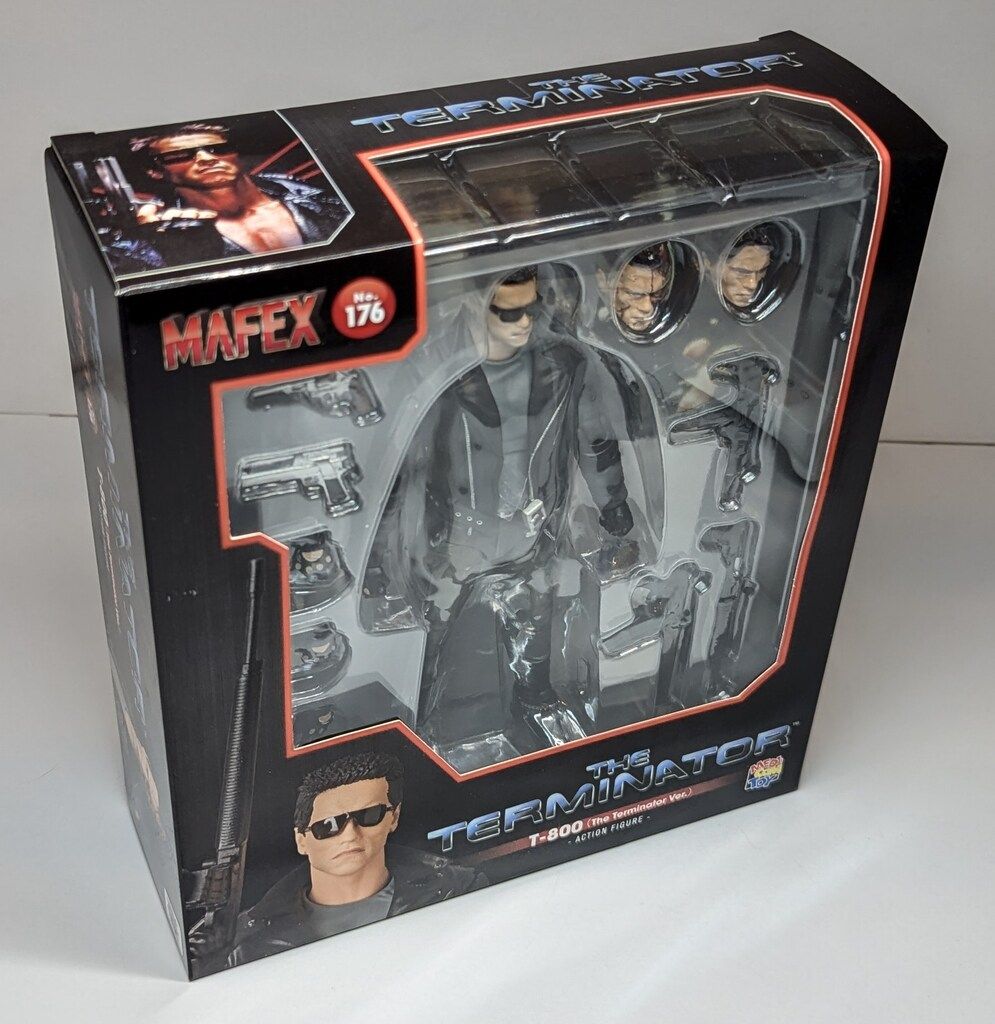 【新品・未開封】MAFEX ターミネーター T-800 2種セット 新品・未開封】MAFEX ターミネーター T-800 2種セット Terminator T