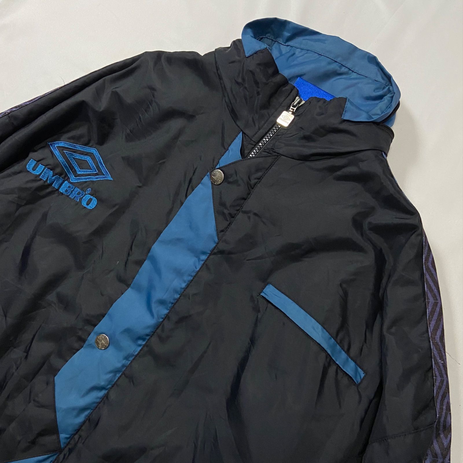 umbro 90s イングランド代表コート　oasisリアム Oasis! UK Old “UMBRO” Football Over Coat アンブロ