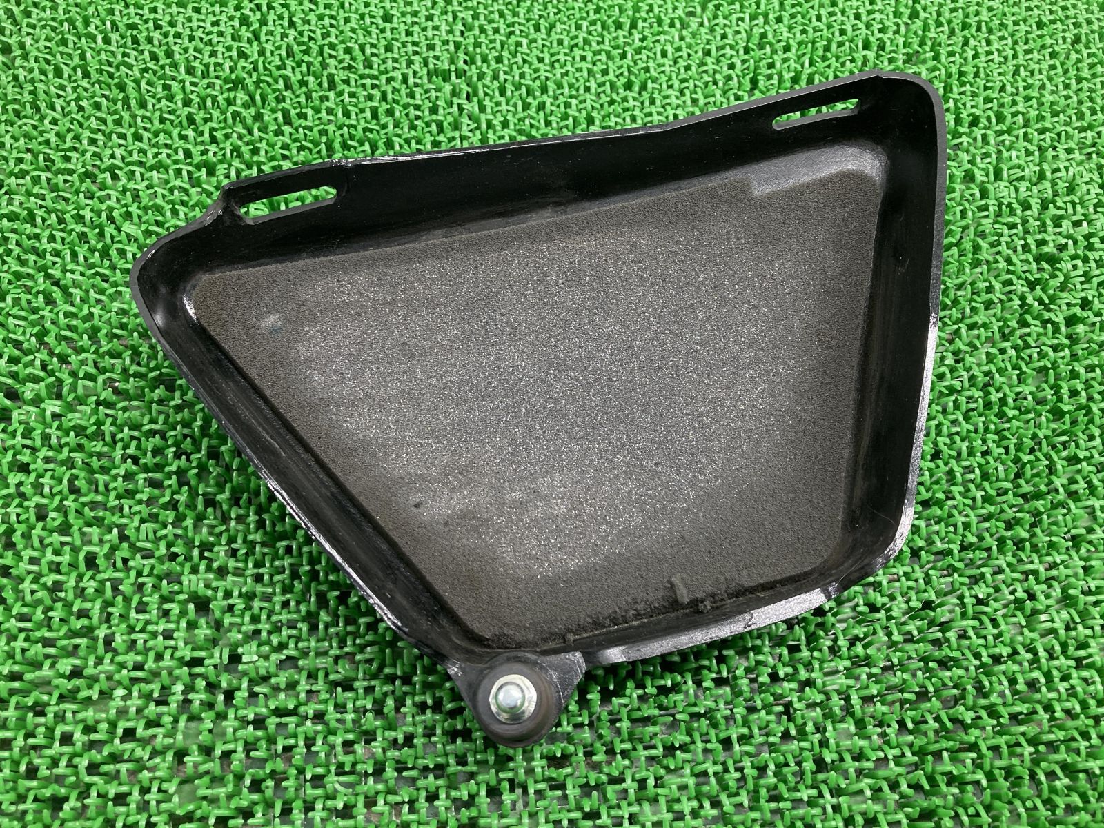 SR400 サイドカバー 右 黒 ヤマハ 純正 中古 バイク 部品 1JR RH01J 