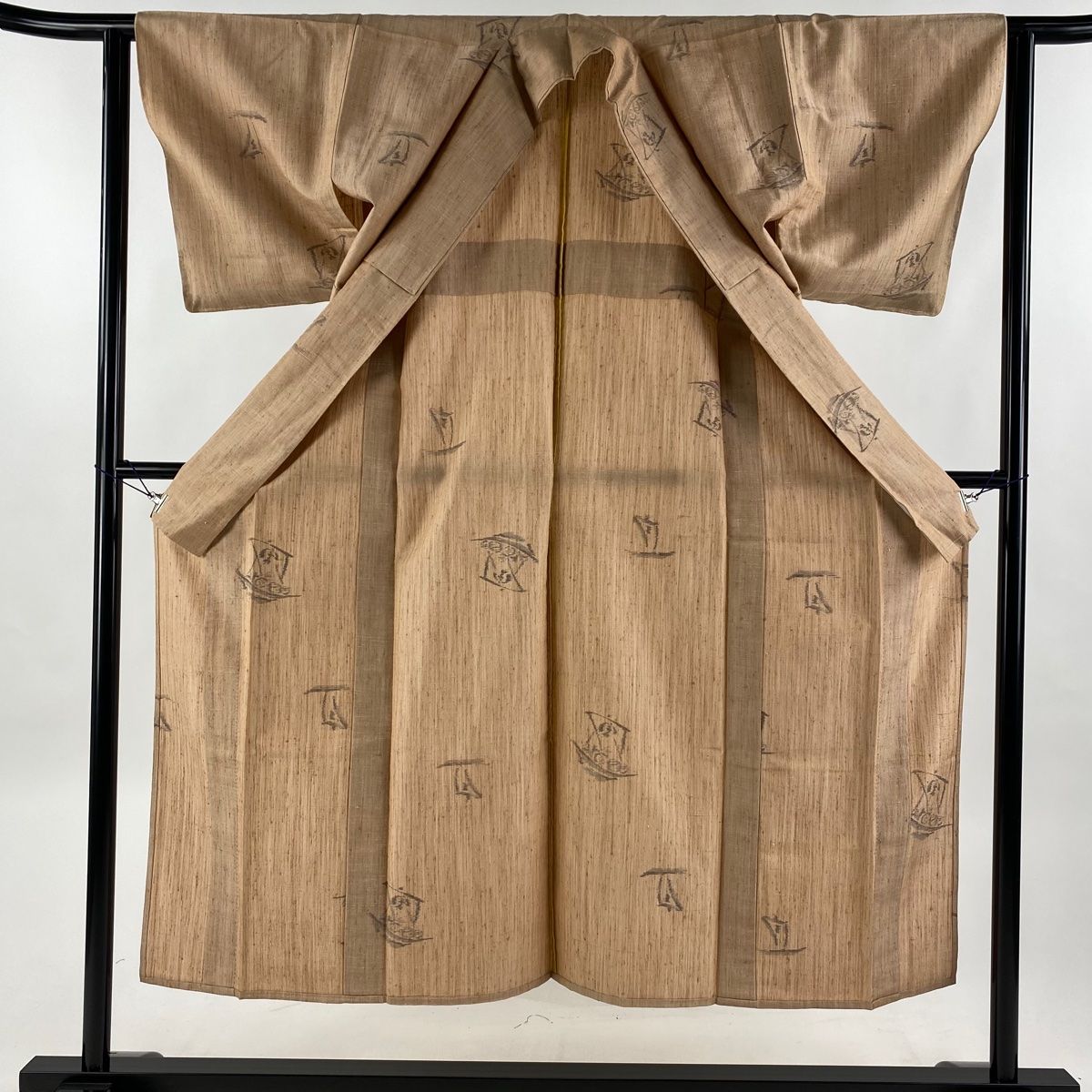 ★専用★美品 生紬　単衣 ベージュ色 ゆったりサイズトールサイズ 身丈165cm 美品 生紬単衣 ベージュ色 ゆったりサイズ トールサイズ 身丈165cm