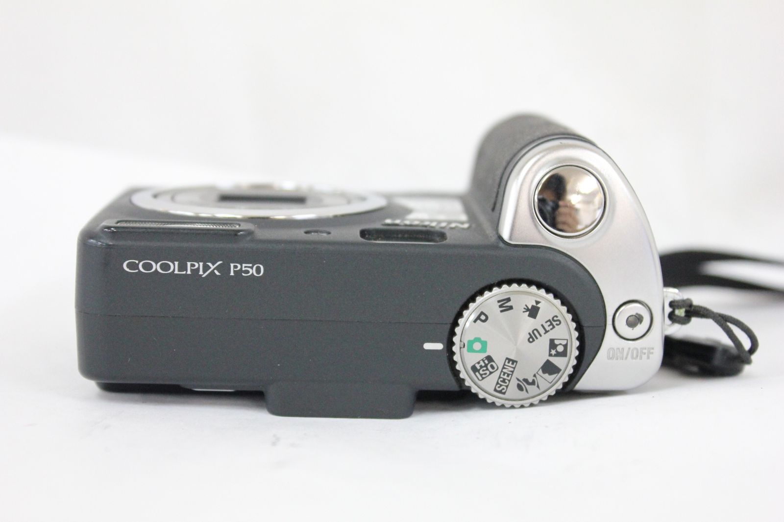 返品保証】 【便利な単三電池で使用可】ニコン Nikon Coolpix