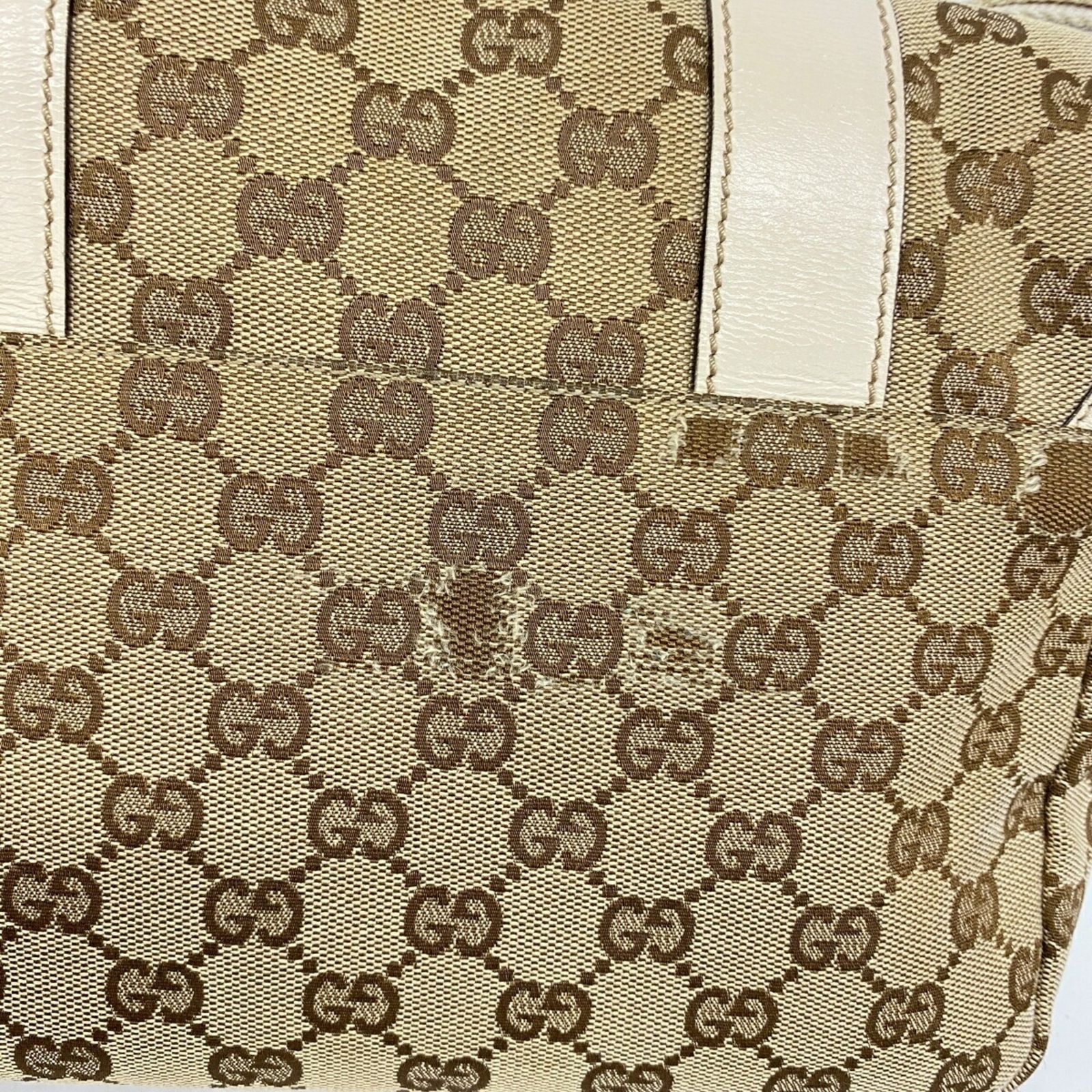 GUCCI ショルダーバッグ GGキャンバス クロスボディ　145858 グッチ(Gucci) グッチ ショルダーバッグ GGキャンバス 145858