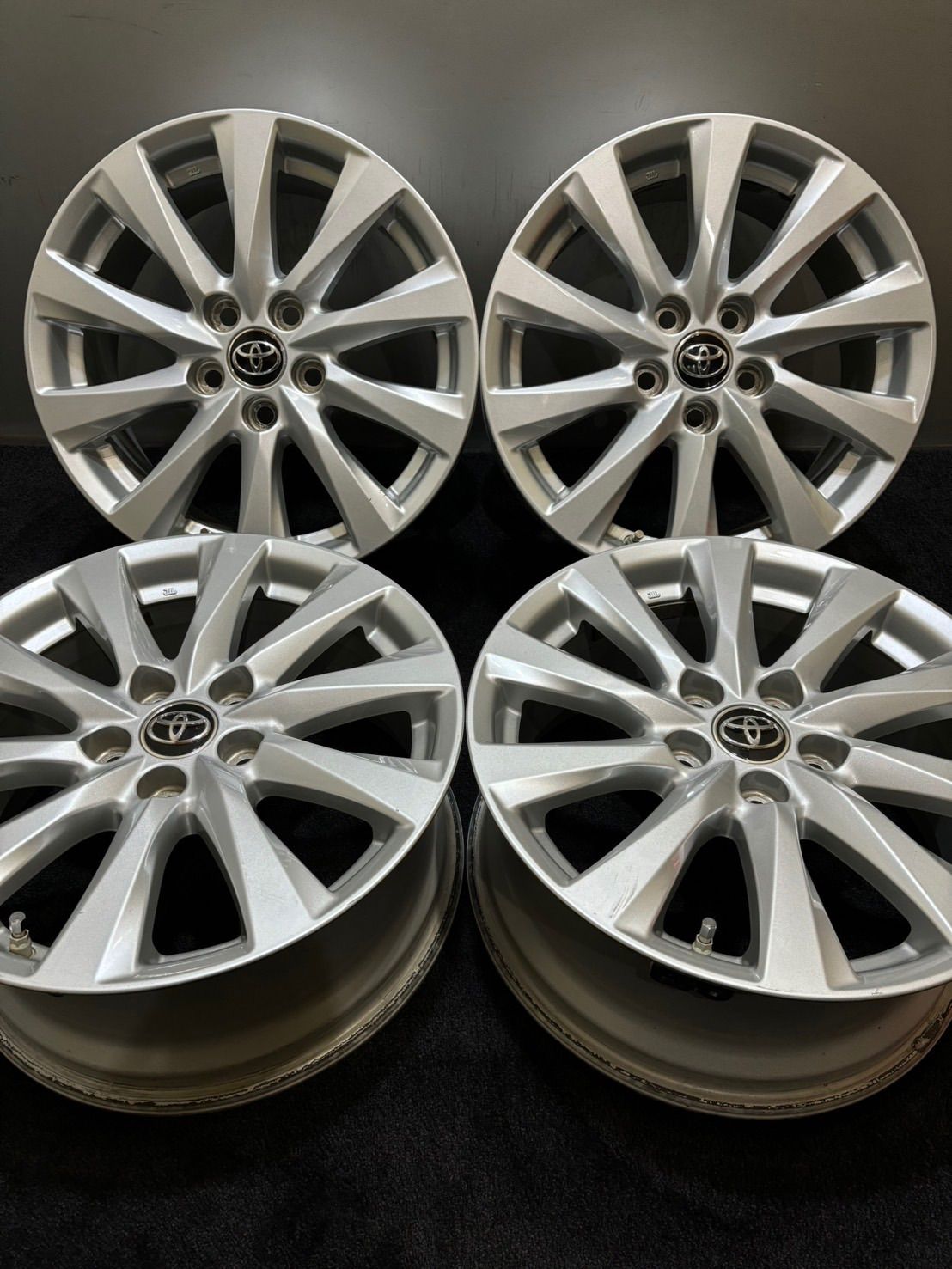 トヨタ カムリ70系 純正17インチアルミホイール 2本② ☆トヨタ 70カムリ 純正 17インチ 7.5J +45 114.3 5H アルミ