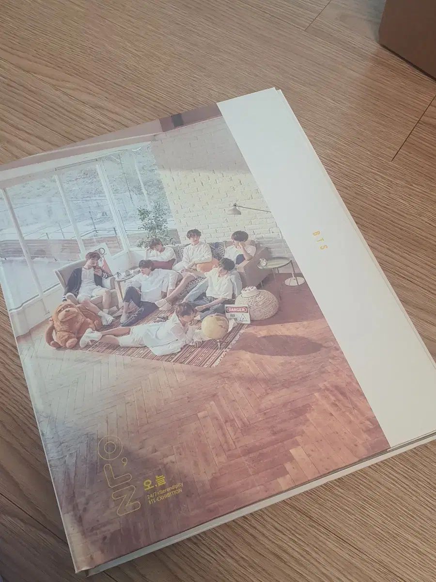 BTS(防弾少年団・バンタン) 今日の本 出品