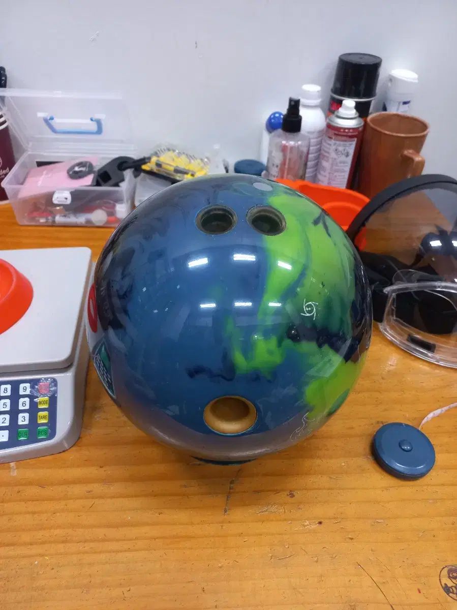 ボーリングボール 15 p SUPERNOVA