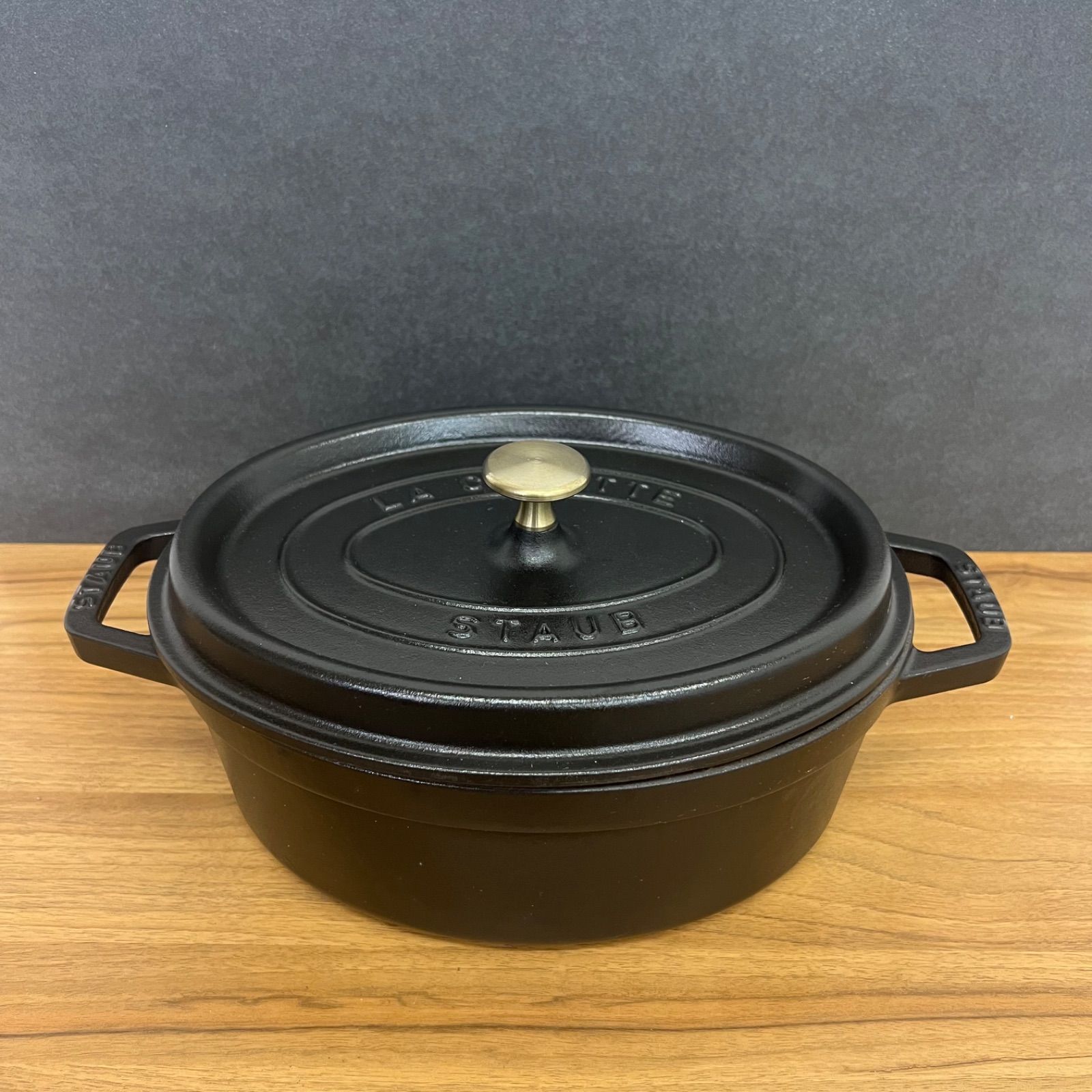 LA COCOTTE staub ストウブ 「 ピコ ココット オーバル ブラック 27cm