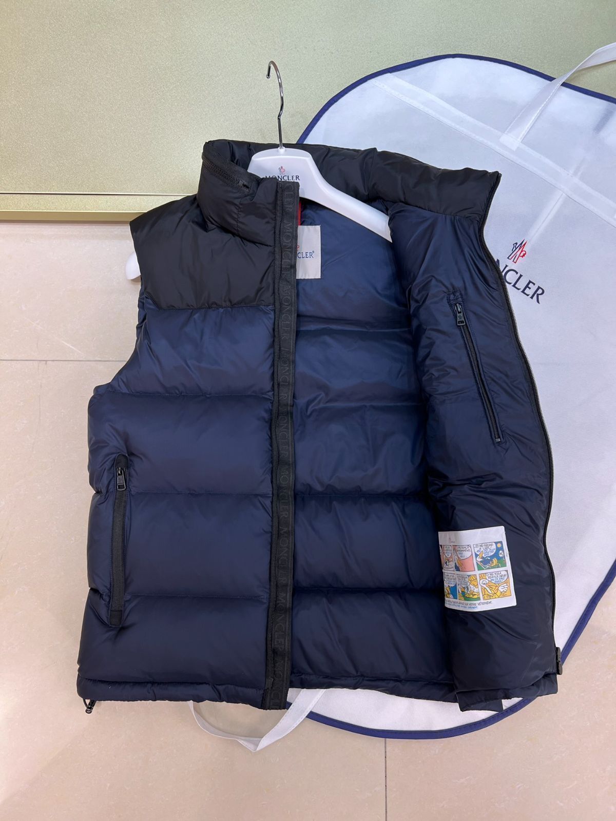 【美品】モンクレール青セットアップ68cm ネイビー（紺）系 MONCLER(モンクレール) セットアップ(メンズ