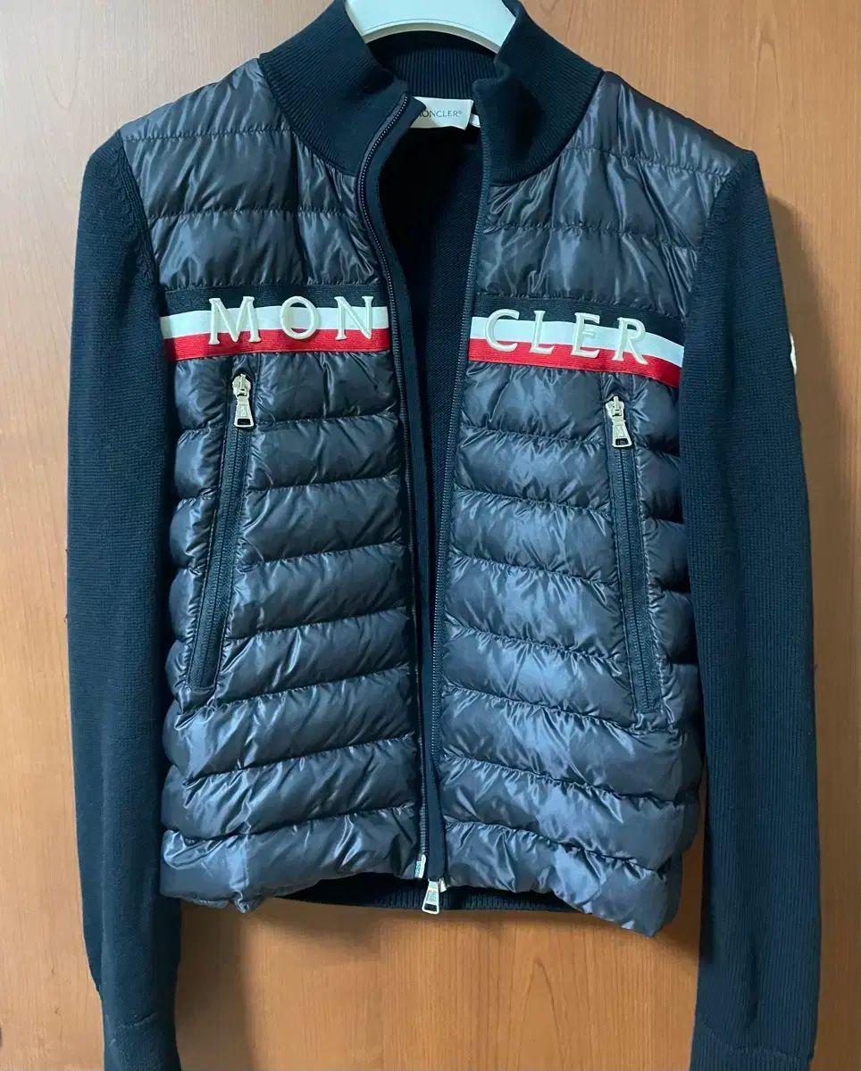 モンクレール⭐︎ニット　ダウン 12Y 美品 MONCLER(モンクレール) キッズ ニットダウン 12y