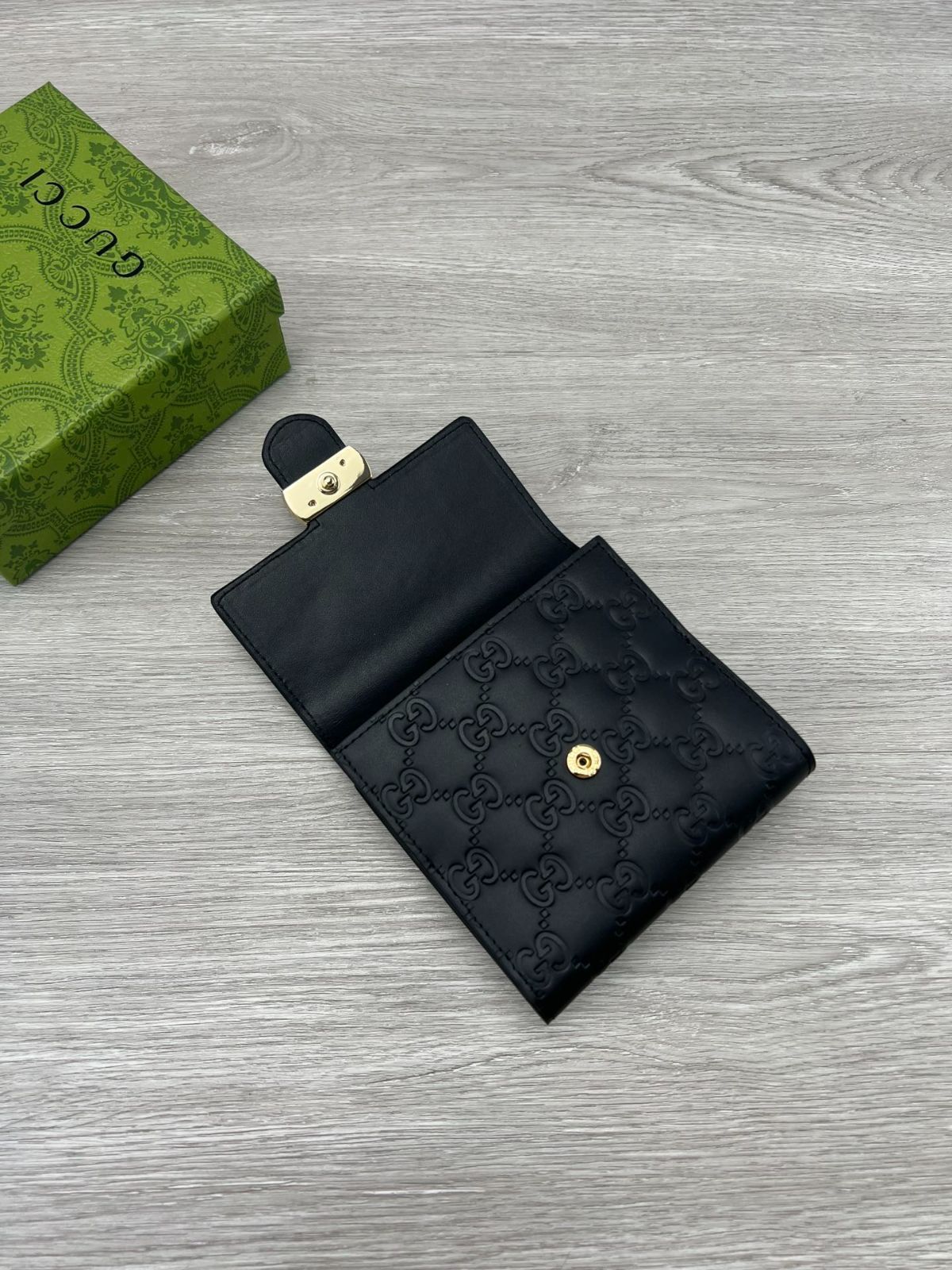 GUCCI GGエンボスレザー ウォレット NERO GUCCI GGエンボスレザー ウォレット NERO GUCCI GG Embossed