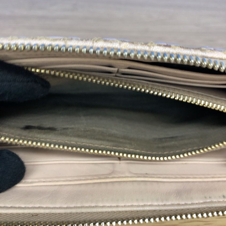 ☆ miu miu キルティング長財布 ピンク【財布】【1】 - メルカリ