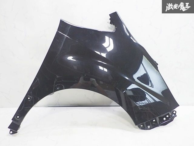 凹み無し トヨタ 純正 ZRR80W|ZRR85W|ZWR80W ノア|NOAH Si 後期 フロント フェンダー 202 ブラック 右 右側 運転席側
