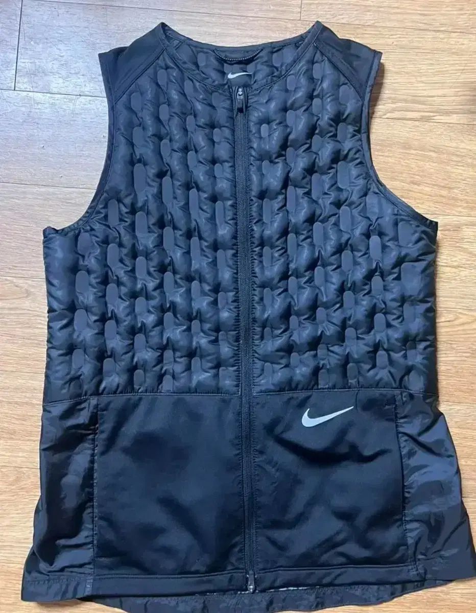 NIKE ナイキ エアロロフト ベスト s