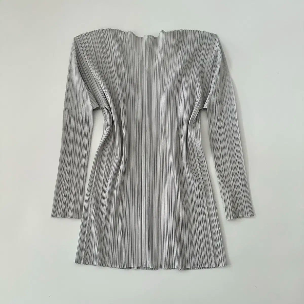 ISSEY MIYAKE プリーツプリーズ カーディガン WWW_MORNINGWALKER_COM