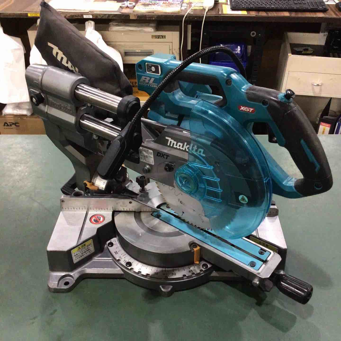 マキタ makita コードレススライドマルノコ LS001GZ 川口店