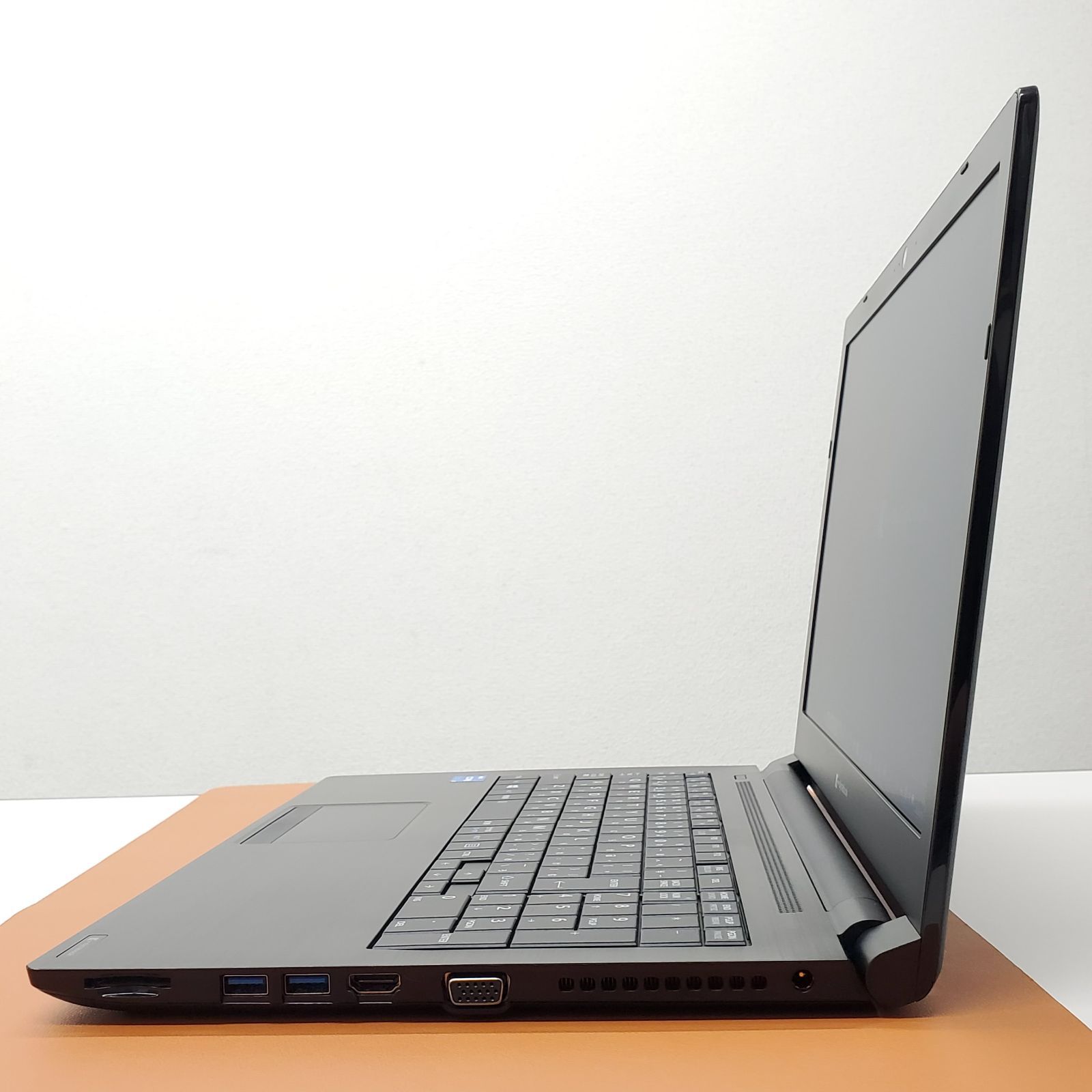 15.6型ノートパソコン 第11世代Core