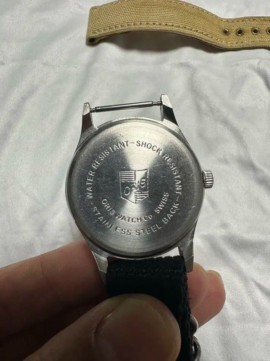 ORIS オリス 手巻き腕時計 □美品□オリス□ORIS 手巻き機械式1980年代ヴィンテージメンズ腕時計