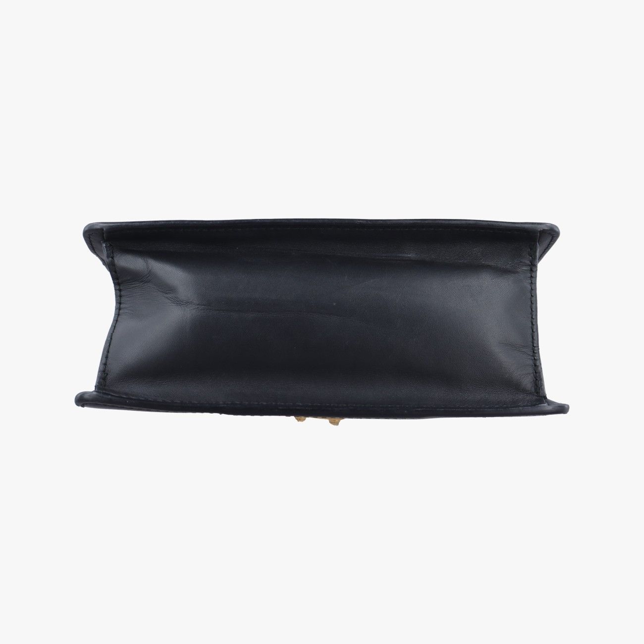 グッチGucciシルヴィブラックレザー470270I030320513