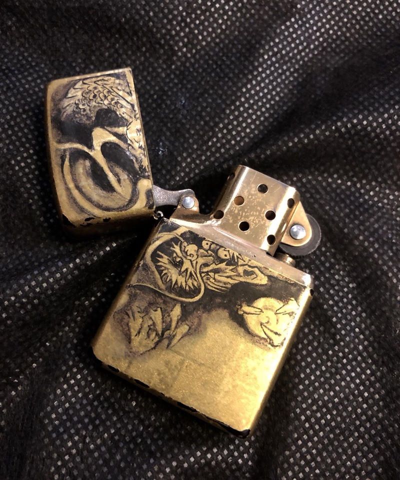 純金箔張り墨絵龍オールドリミテッドモデルZIPPO木箱付き目玉