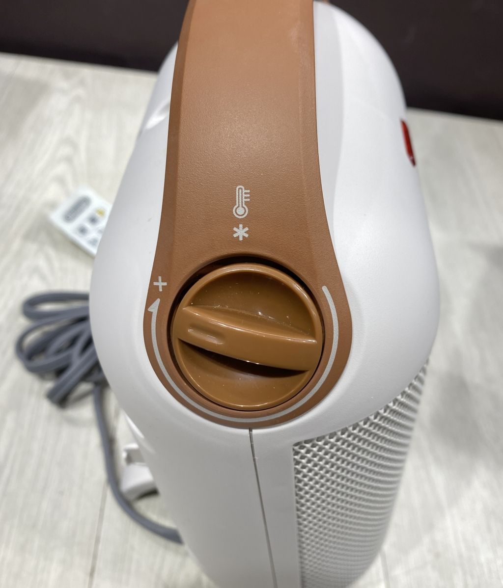 デロンギ 電気セラミックファンヒーター