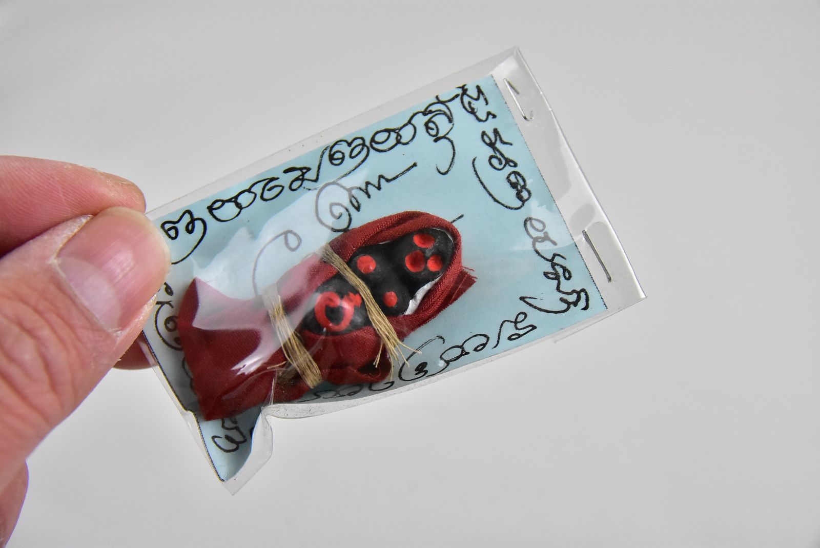 金運 希少 入手困難 クマントーン(呪文付) 呪物 ルーククロック タイ御守り 金運 希少 入手困難 クマントーン(呪文付) 呪物 ルーククロック