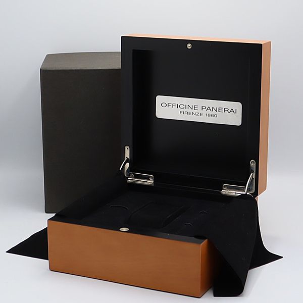 パネライ　時計ケース空箱　付属品付き パネライ PANERAI 純正 ウォッチ ボックス 6本用 ブラウン