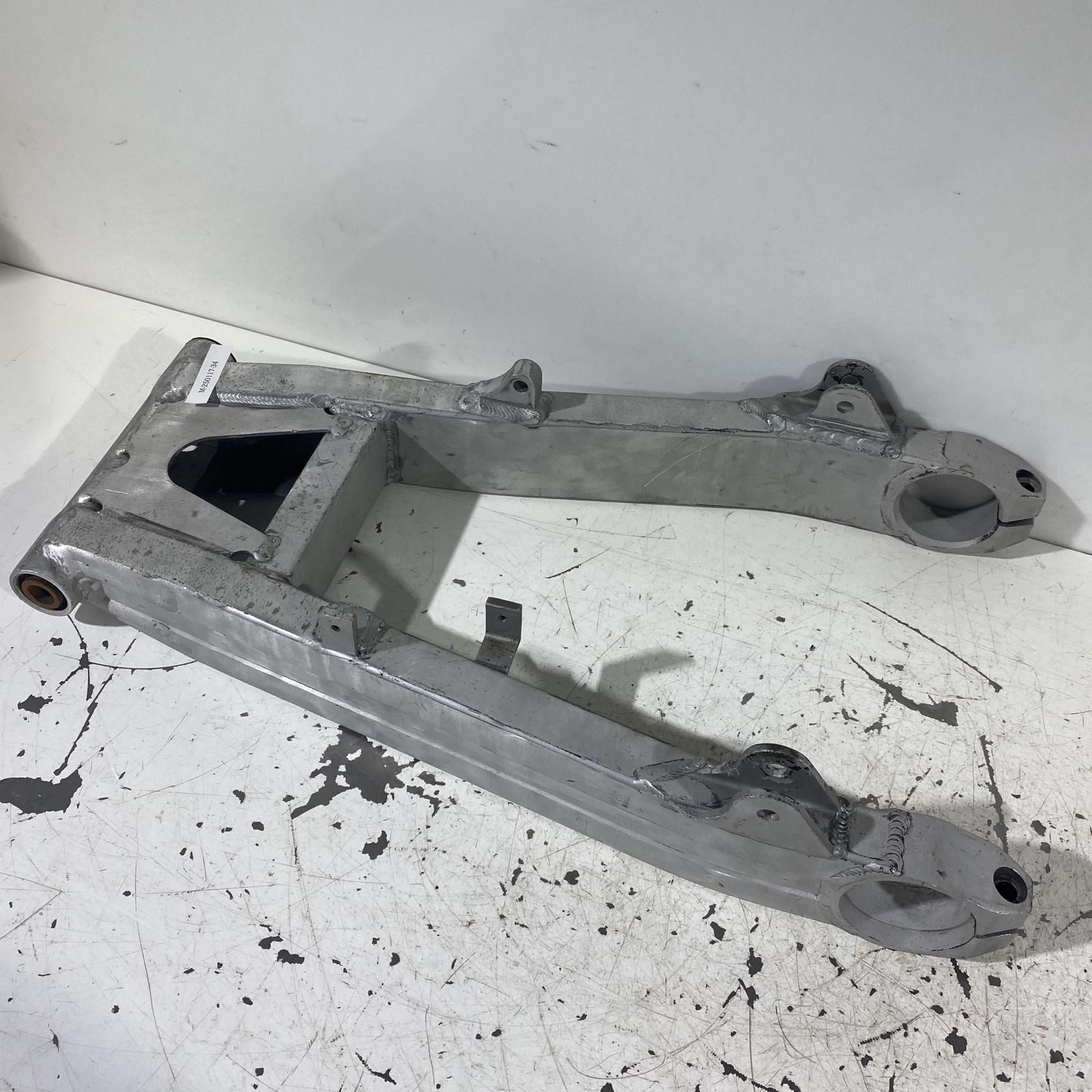 KAWASAKI ゼファー400 スイングアーム カワサキ