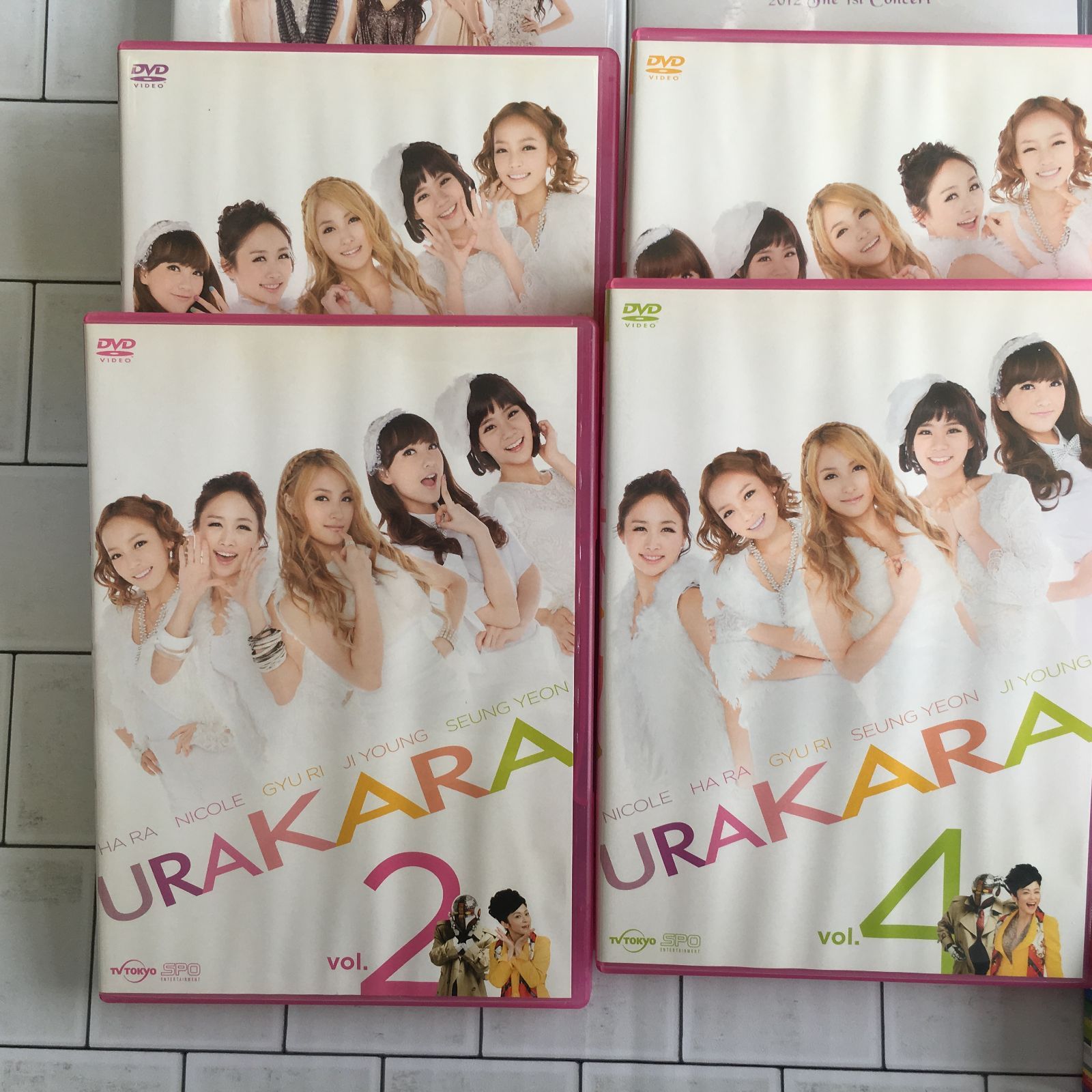 アイボリー×レッド 【値下げ】KARA CD・DVD・クリアファイルまとめ売り