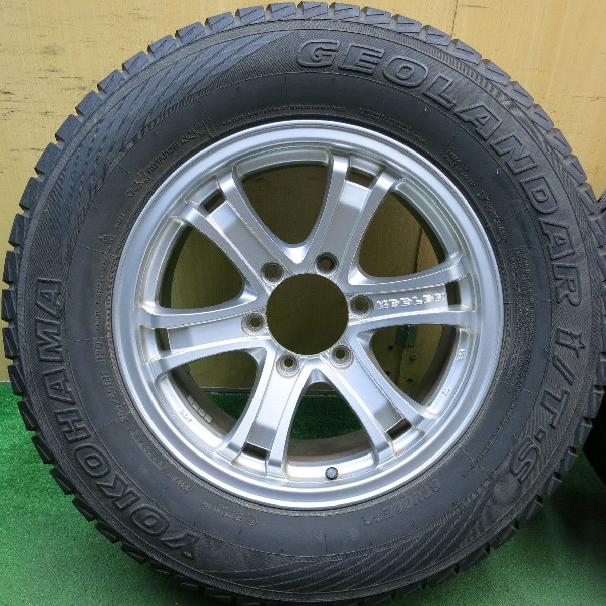 【送料無料】wedsキーラーフォース　265/65R17 ダンロップスタッドレス 送料無料】wedsキーラーフォース 265/65R17 スタッドレス タイヤ走行短