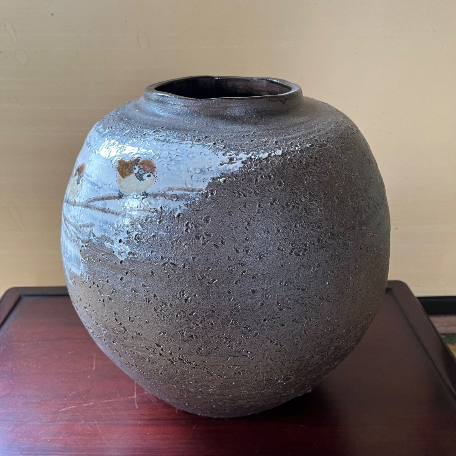 自宅保管品美品　中村陶志人　外志人氏作【九谷焼】伝統工芸 陶志窯 花瓶 花器 楽天市場】中村陶志人 九谷焼一輪生 丸型 二雀図T-459 [花瓶