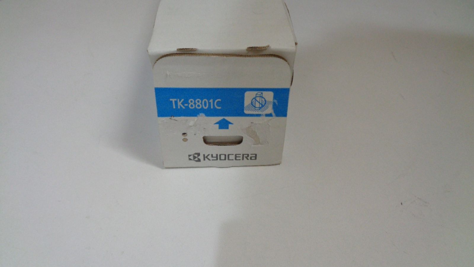 京セラ TK-8801Ｃシアン純正品 外箱はがれあり 在庫あり tk8801C