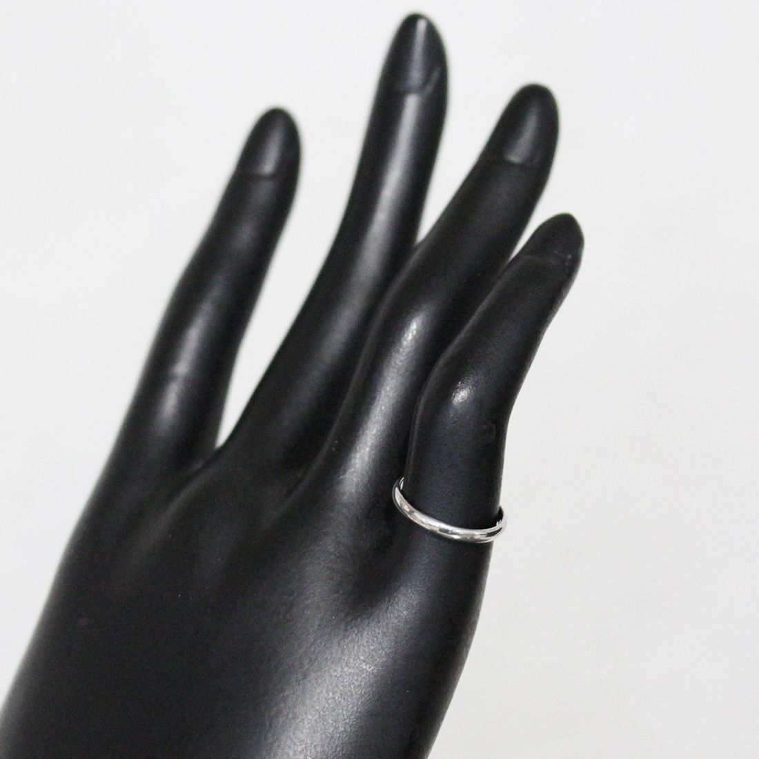 ティファニーウエディングバンド 6.5号 PT950 無傷未使用に近い