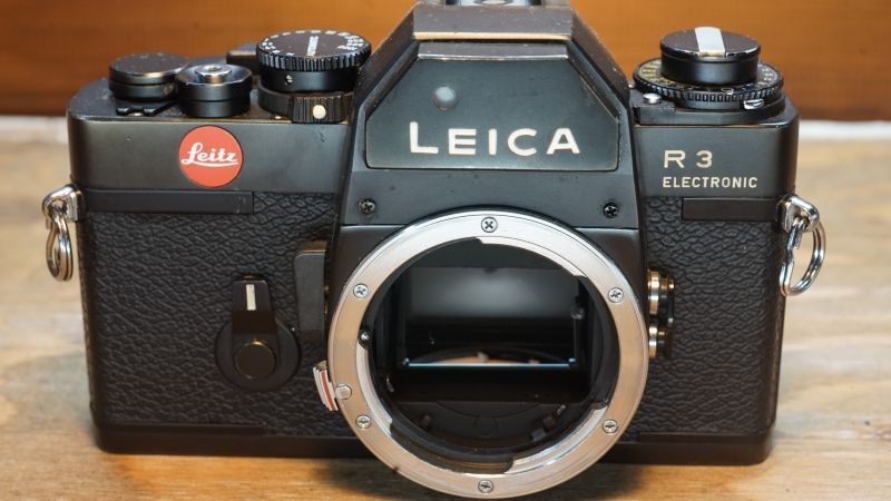 R3 ELECTRONIC