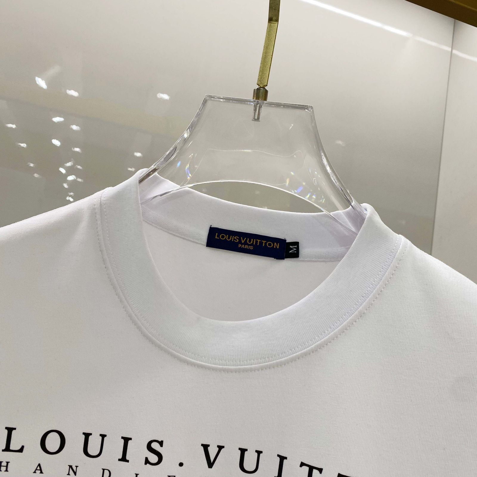 今日特価】LV ルイヴィトン 25SS ロゴプリント T シャツ - メルカリ