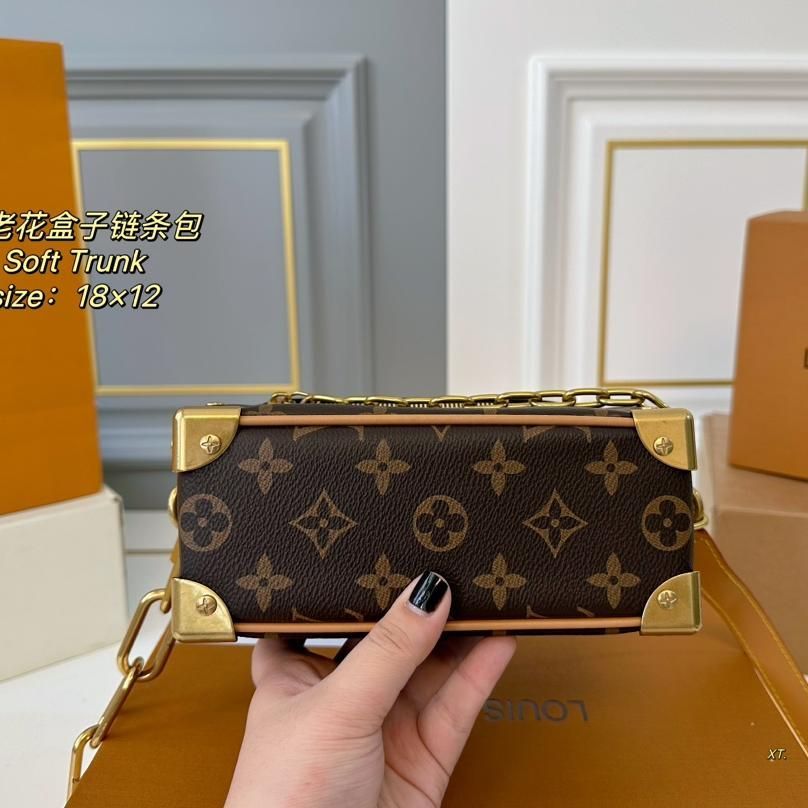 美品 LOUIS VUITTON ルイヴィトン SOFT TRUNK ミニ・ソフトトランク モノグラム・エクリプス レディース  チェインショルダーバッグ 28 - メルカリ